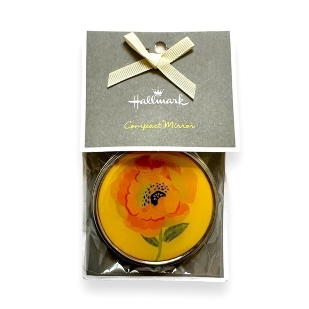 HALLMARK COMPACT TRAVEL SIZE MIRROR
